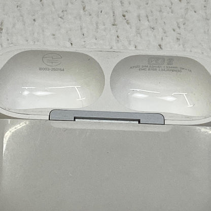 MFHP4J/A Apple AirPods Pro 第3世代 MFHP4J/A【加古川店】