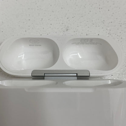 MFHP4J/A Apple AirPods Pro 第3世代 MFHP4J/A【加古川店】