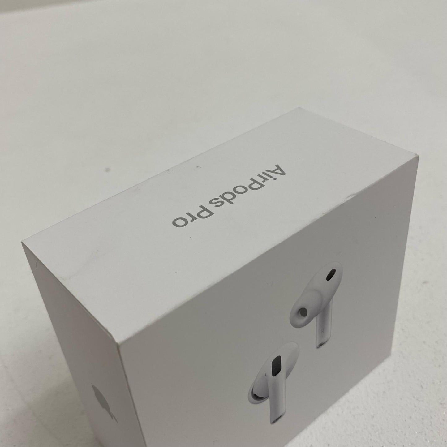 MFHP4J/A Apple AirPods Pro 第3世代 MFHP4J/A【加古川店】