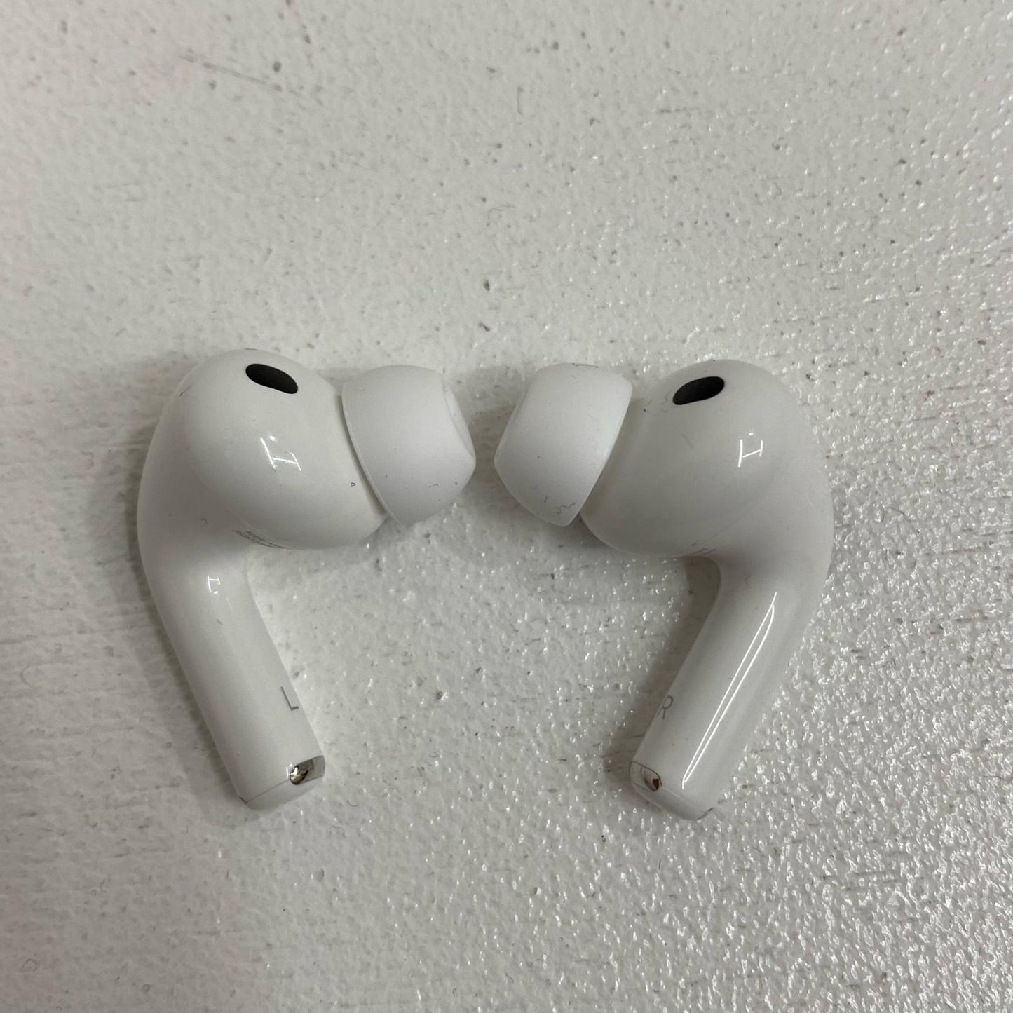 MFHP4J/A Apple AirPods Pro 第3世代 MFHP4J/A【加古川店】