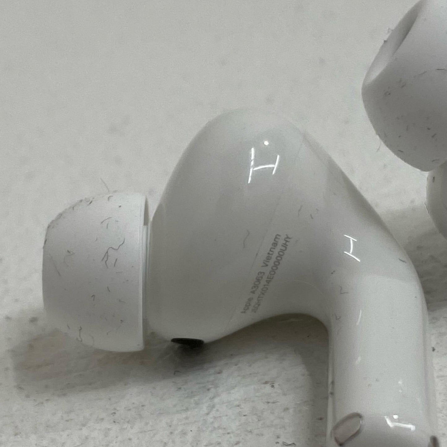 MFHP4J/A Apple AirPods Pro 第3世代 MFHP4J/A【加古川店】