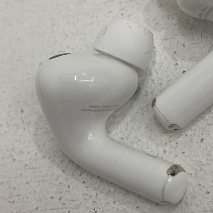MFHP4J/A Apple AirPods Pro 第3世代 MFHP4J/A【加古川店】