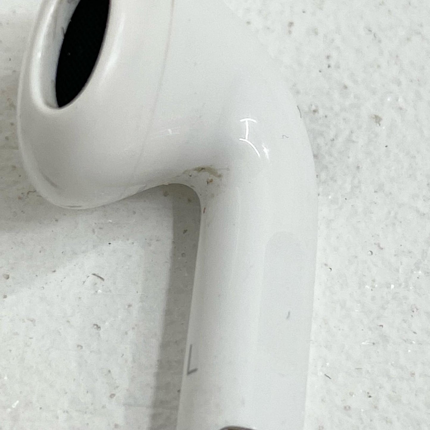 Apple AirPods4 ワイヤレスイヤホン ANC搭載モデル F36XX9MX5M Bluetooth 防水・防塵 ノイズキャンセリング 外音取り込み 箱・マニュアル付属【加古川店】