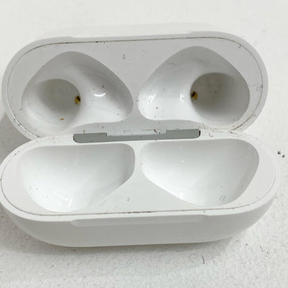 Apple AirPods4 ワイヤレスイヤホン ANC搭載モデル F36XX9MX5M Bluetooth 防水・防塵 ノイズキャンセリング 外音取り込み 箱・マニュアル付属【加古川店】