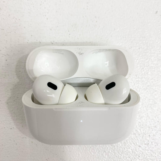 Apple AirPods Pro 第2世代 ワイヤレスイヤホン MQD83J/A JVF770HN6K Bluetooth 防水・防塵 ノイズキャンセリング 外音取り込み 充電ケーブル・イヤーピース・マニュアル付属【加古川店】