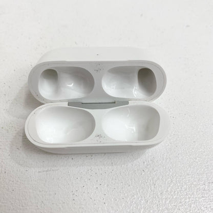 Apple AirPods Pro 第2世代 ワイヤレスイヤホン MQD83J/A JVF770HN6K Bluetooth 防水・防塵 ノイズキャンセリング 外音取り込み 充電ケーブル・イヤーピース・マニュアル付属【加古川店】