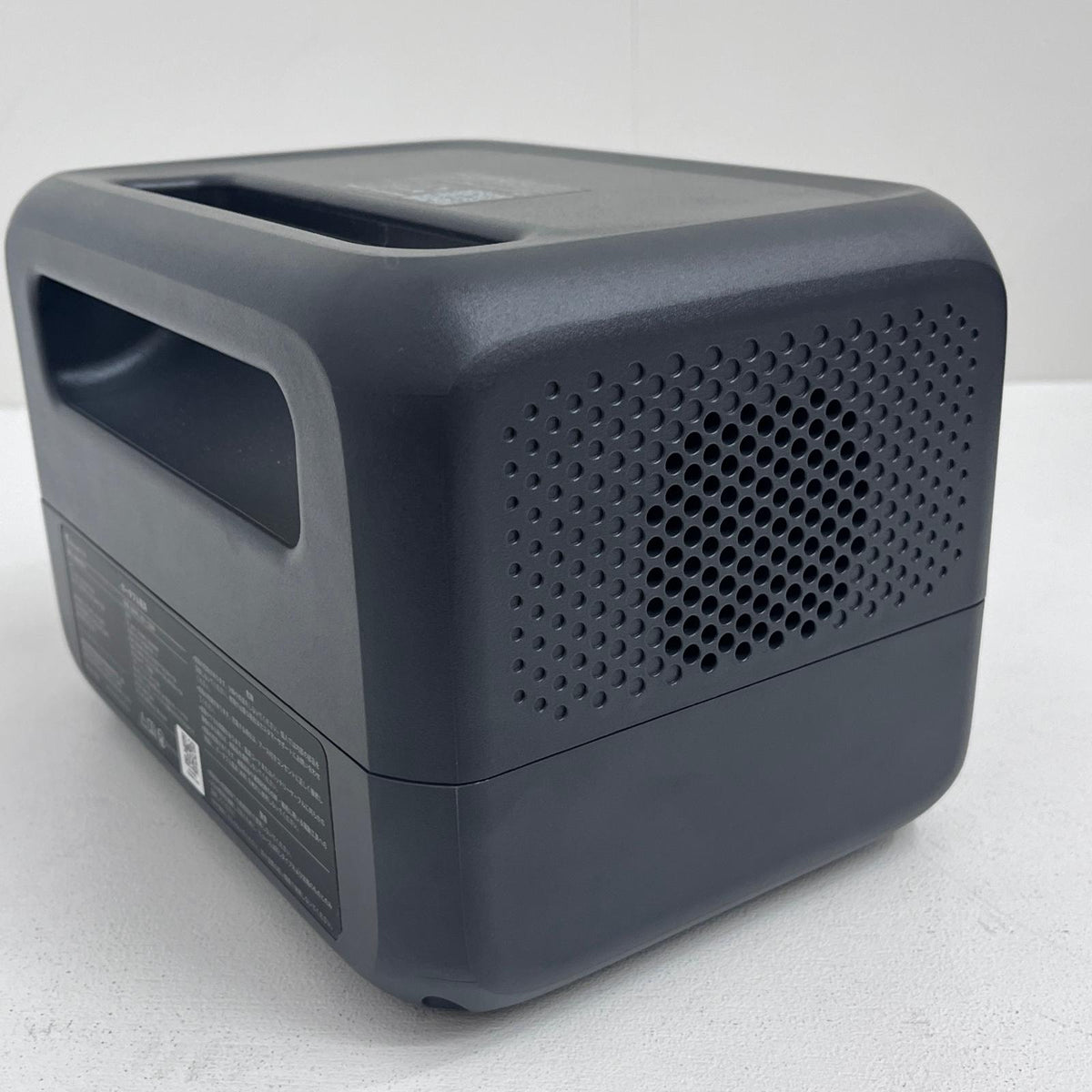 AORA30V2 BLUETTI AORA 30 V2 ポータブル電源 AORA30V2 充電池容量 / 出力ポート 288Wh/18000mAh / ACx2 DCx2 USB-Ax2 USB-Cx2 ｼｶﾞｰｿｹｯﾄx1【加古川店】