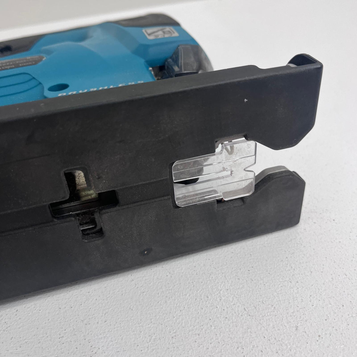 JV002GZ makita 40V充電式ジグソー JV002GZ 切断能力　木材：135mm　アルミ：20mm　軟鋼板：10mm【加古川店】