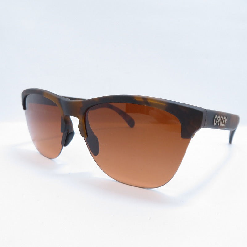 OAKLEY | オークリー Frogskins サングラス OO9374-5063 サイズ：63□10 138 ブラウン【瀬戸大橋店】