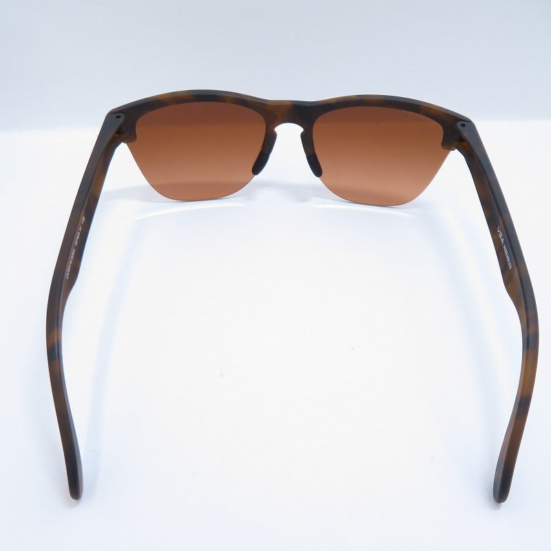 OAKLEY | オークリー Frogskins サングラス OO9374-5063 サイズ：63□10 138 ブラウン【瀬戸大橋店】