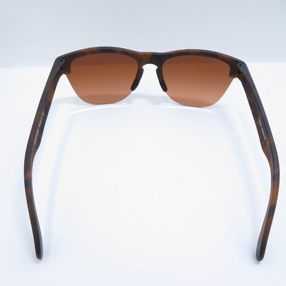 OAKLEY | オークリー Frogskins サングラス OO9374-5063 サイズ：63□10 138 ブラウン【瀬戸大橋店】