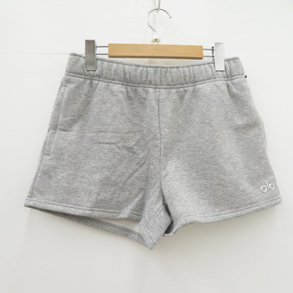 Alo Yoga Accolade Short ショートパンツ W6472RG グレー サイズ：S【瀬戸大橋店】