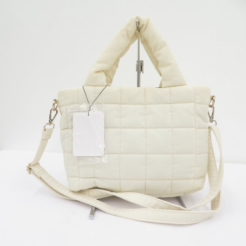 MARY QUANT | マリークヮント マットサテンキルトデイジー 2way ハンドバッグ ホワイト【瀬戸大橋店】