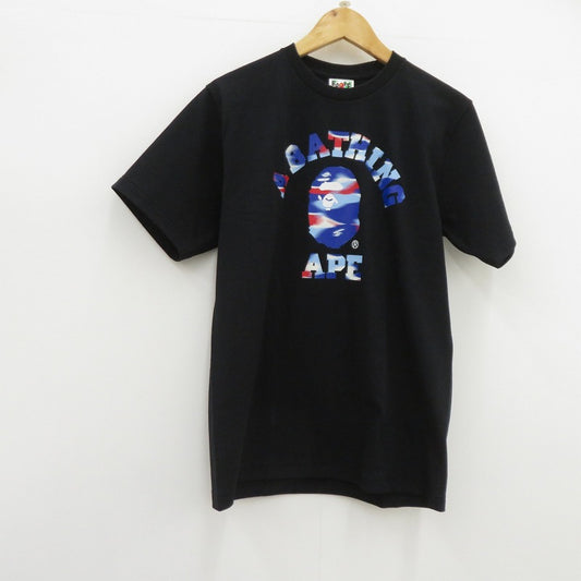 A BATHING APE | アベイシングエイプ Screen Camo College Tee 半袖Ｔシャツ 001TEM301038M/0ZXTEM038101Q ブラック サイズ：M【瀬戸大橋店】