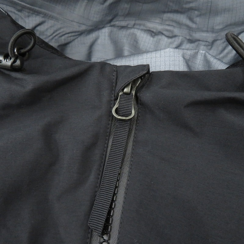 ACRONYM × Tilak/200着限定 Evolution Jacket マウンテンパーカー ブラック サイズ：S【瀬戸大橋店】