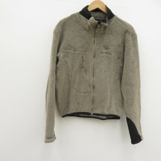 ARC'TERYX | アークテリクス DELTA フリースジャケット その他アウター グレー サイズ：M【瀬戸大橋店】