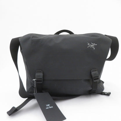 ARC'TERYX | アークテリクス Granville 10 Courier Bag ショルダーバッグ X00001038401 ブラック【瀬戸大橋店】