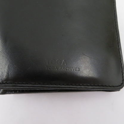 TOGA | トーガ Leather shoulder wallet 二つ折り財布 TZ31-AG942 ブラック【瀬戸大橋店】