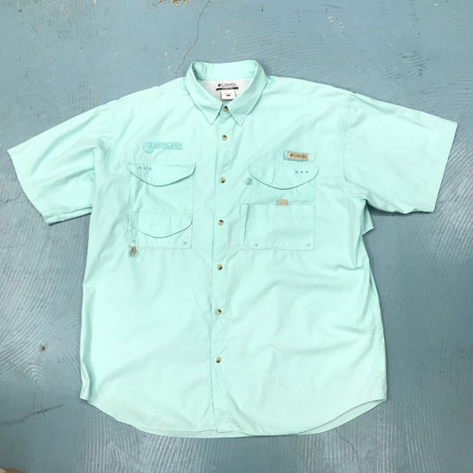 [Used] Short-sleeved shirt XL COLUMBIA PFG FM7130 Columbia 100% cotton type with company embroidery Short-sleeved fishing shirt S/S SHIRT Short sleeve Sherbet green Bonehead green Size: XL [Kakogawa Logistics] 