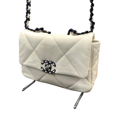 CHANEL | シャネル CHANEL 19 ラムスキン ショルダーバッグ シルバー金具 ショルダーバッグ AS1160 PXPPUE0J ホワイト【瀬戸大橋店】