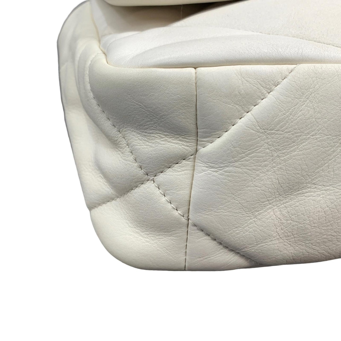 CHANEL | シャネル CHANEL 19 ラムスキン ショルダーバッグ シルバー金具 ショルダーバッグ AS1160 PXPPUE0J ホワイト【瀬戸大橋店】