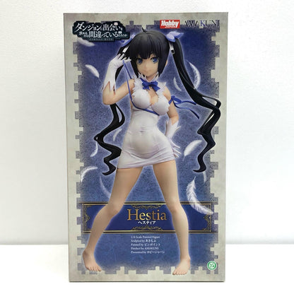 Is It Wrong to Try to Pick Up Girls in a Dungeon? Hestia Figure [Figure]