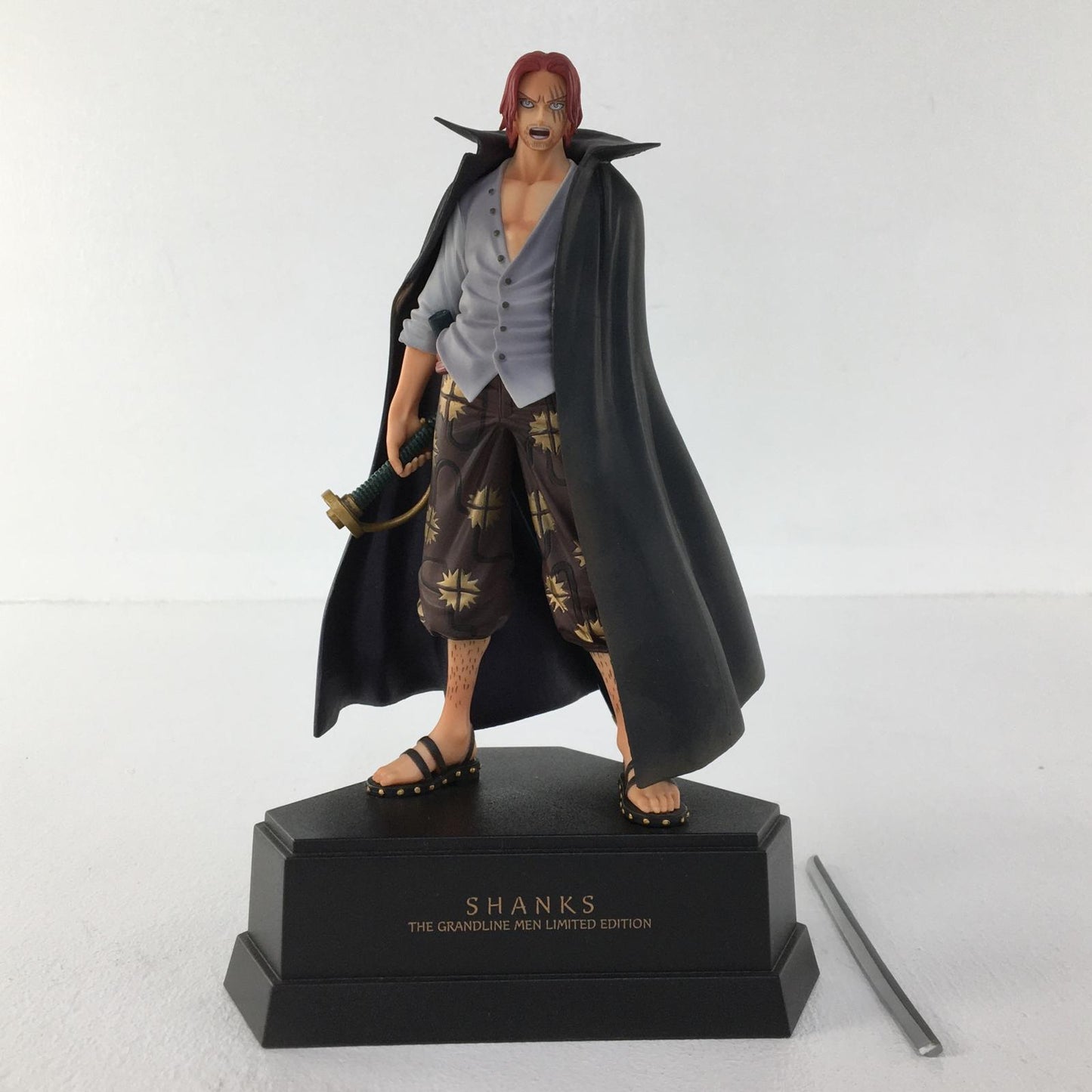 【中古】 ワンピース フィギュア シャンクス賞シャンクス THEGRANDLINEMEN 一番くじ 12706【フィギュア】【加古川物流】