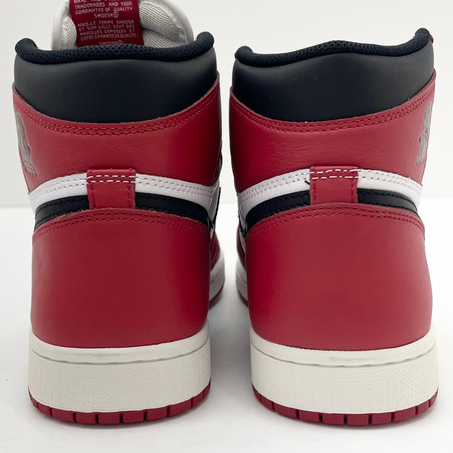 【中古】NIKE | ナイキ Air Jordan 1 Retro High "Chicago" (2015)/エアジョーダン1 レトロ ハイ "シカゴ" (2015) スニーカー 靴　555088-101 レッド×ホワイト×ブラック 27.5cm【尾張小牧店】