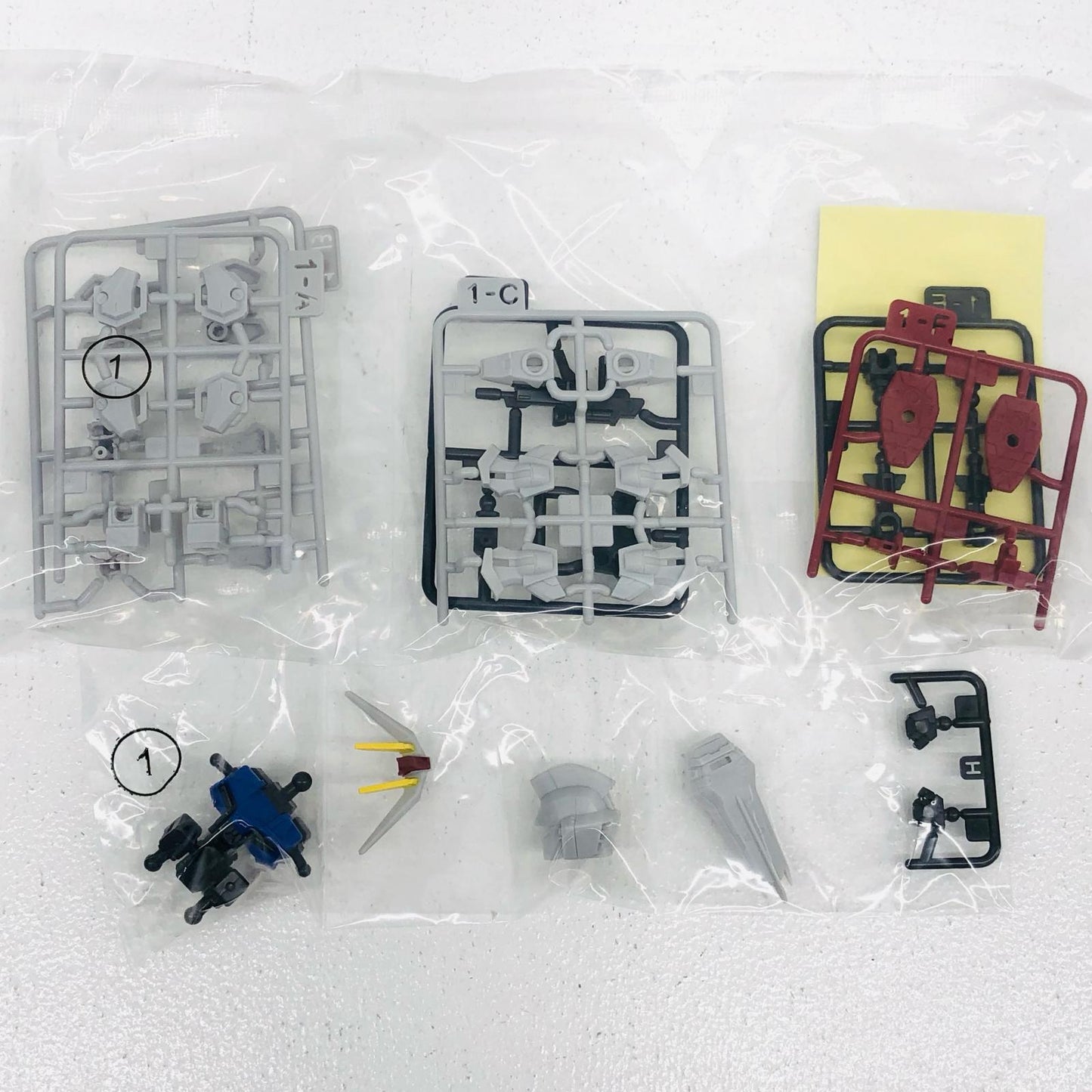 【中古】 MOBILITY JOINT GUNDAM VOL.6 プラモデル 01.ストライクガンダム05.EXパーツ 2点【加古川物流】
