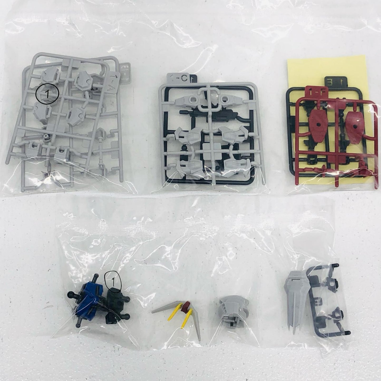 【中古】 MOBILITY JOINT GUNDAM VOL.5.6 プラモデル 01.ストライクガンダム02.GN-X08.EXパーツ 3点【加古川物流】