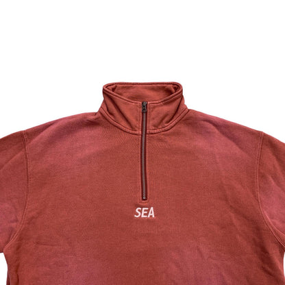 WIND AND SEA | ウィンダンシーウインダンシー SULFUR DYEING LOGO HALF ZIP スウェット WDS-O-ESD-27-Q1-CS-04 ボルドー/バーガンディー サイズ：M【尾張小牧店】