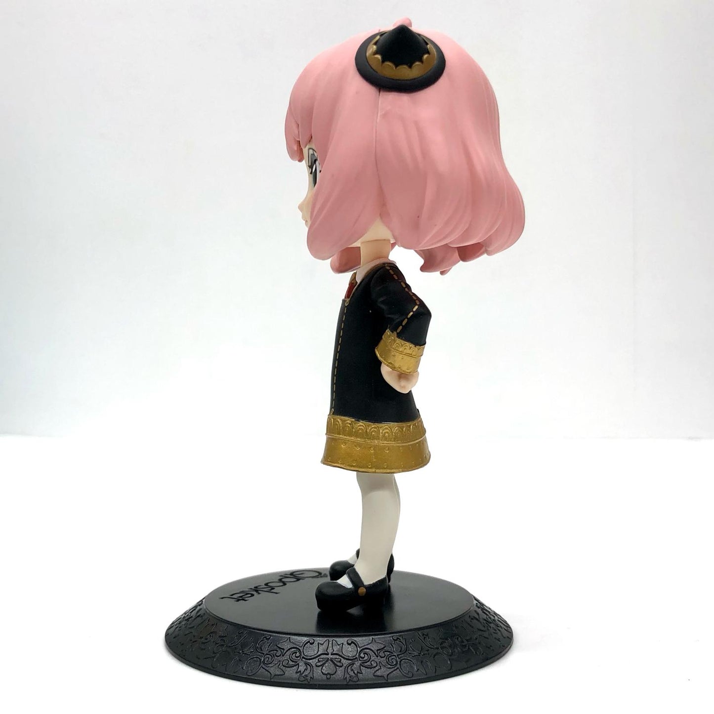 [Used] Anya 3-A (hands on hips) Qposket - Anya Forger - III "SPY x FAMILY" [Figure]