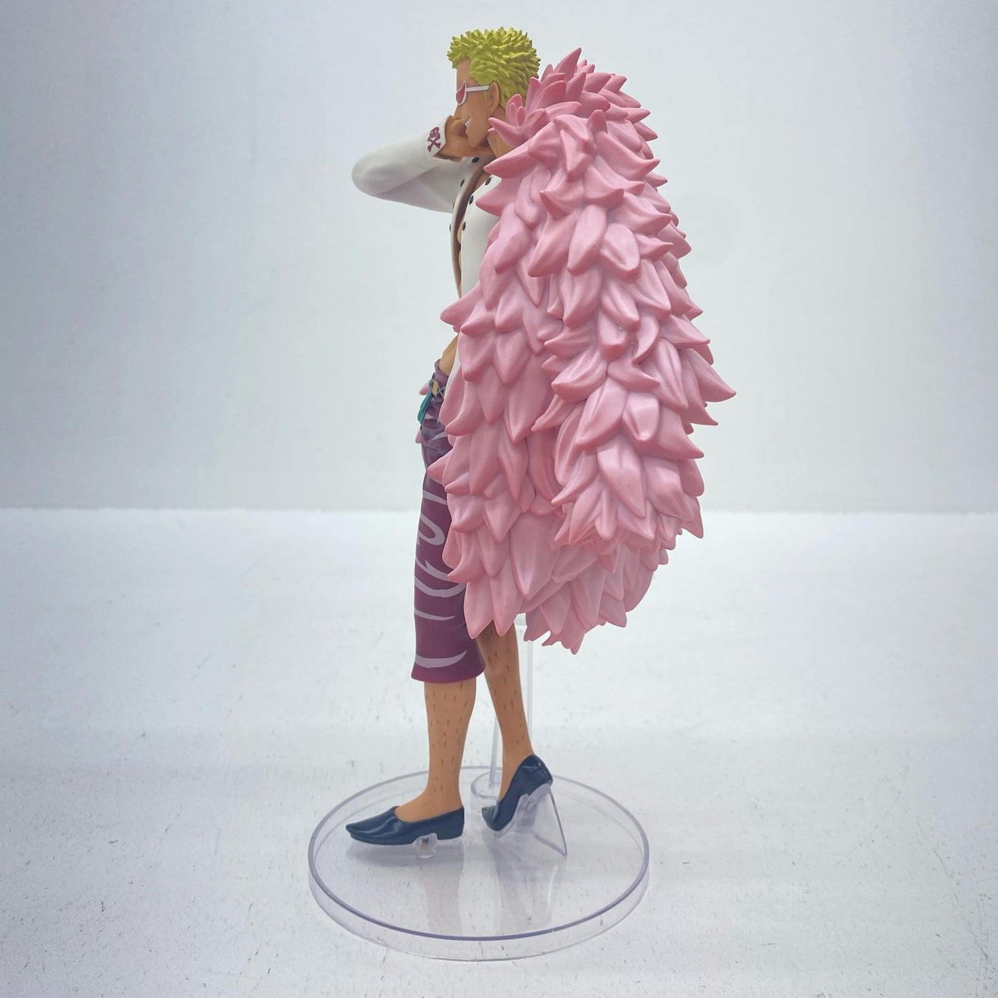 【中古】 D賞ドンキホーテ・ドフラミンゴ-MASTERLISE「TheUnbreakableLaw/一番くじワンピース」【フィギュア】