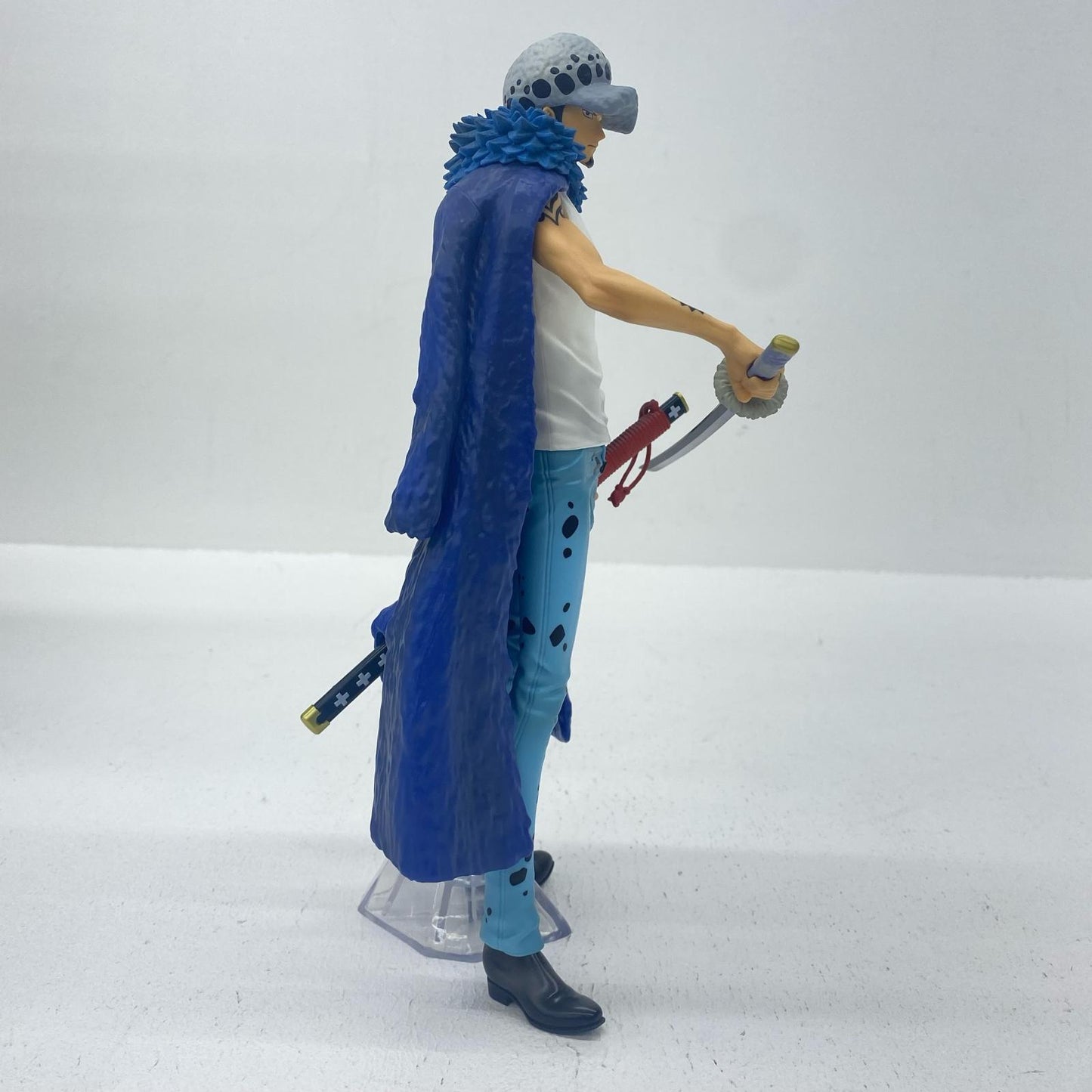 【中古】 A賞トラファルガー・ローMASTERLISE「TheUnbreakableLaw/一番くじワンピース」【フィギュア】