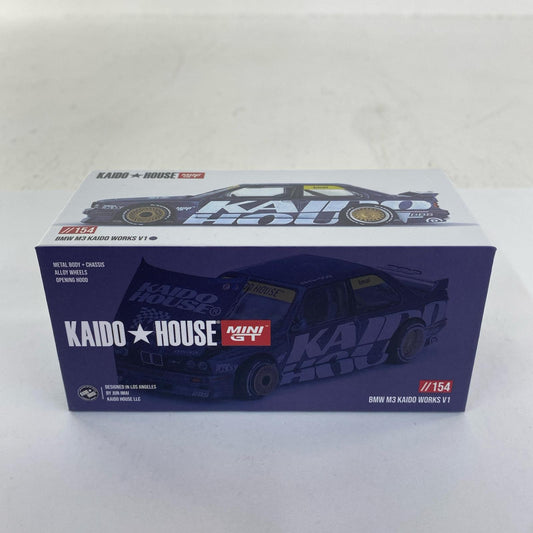 1/64 BMW M3 (E30) Kaido Works V1(左ハンドル) 「KAIDO HOUSE×ミニGTシリーズ」 [KHMG154]