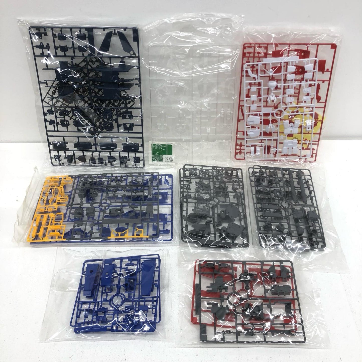 1/100 MG MSZ-010 ZZ Gundam with Special Clear Armor Parts "Mobile Suit Gundam ZZ" Gunpla 30th Anniversary Special Project