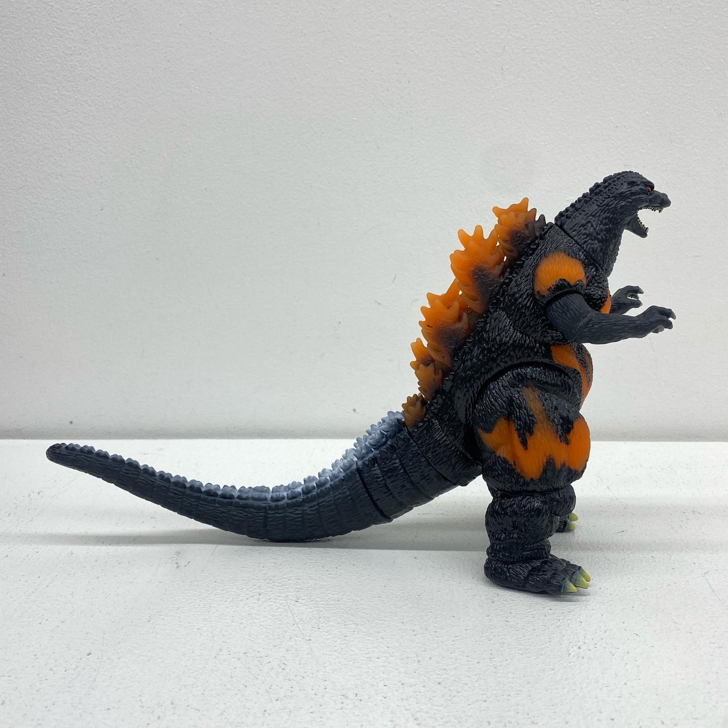 【中古】 バーニングゴジラ「ゴジラVSデストロイア」ムービーモンスターシリーズ煌光【フィギュア】