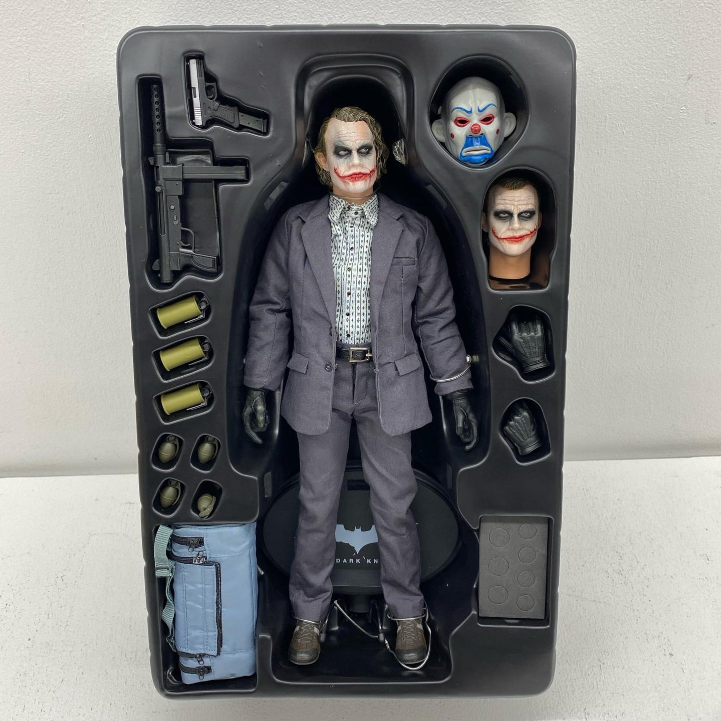 [Used] Joker (Bank Robber) "The Dark Knight" Movie Masterpiece 1/6 Scale Figure [Figure]