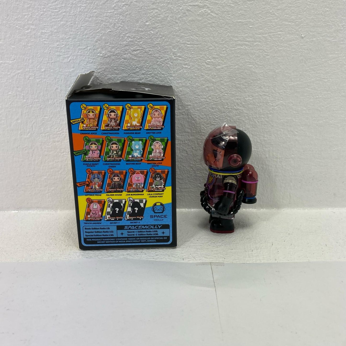 MEGA SPACE MOLLY 100% Series 4 [Figures]