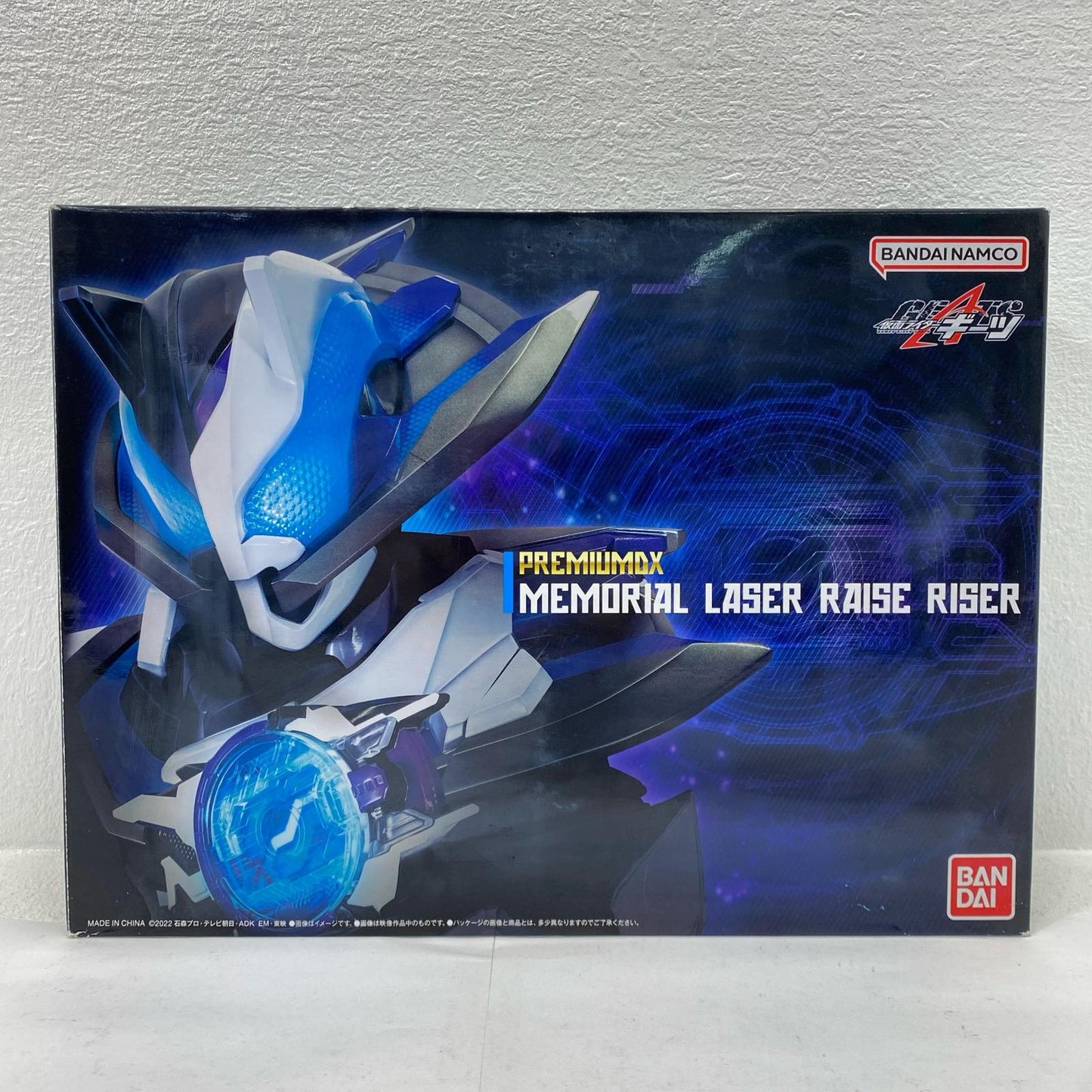 [Used] [Initial Defect Support Product/First Press Bonus Included] PREMIUM DX Memorial Laser Raise Riser "Kamen Rider Geats" Premium Bandai Exclusive [Figure]