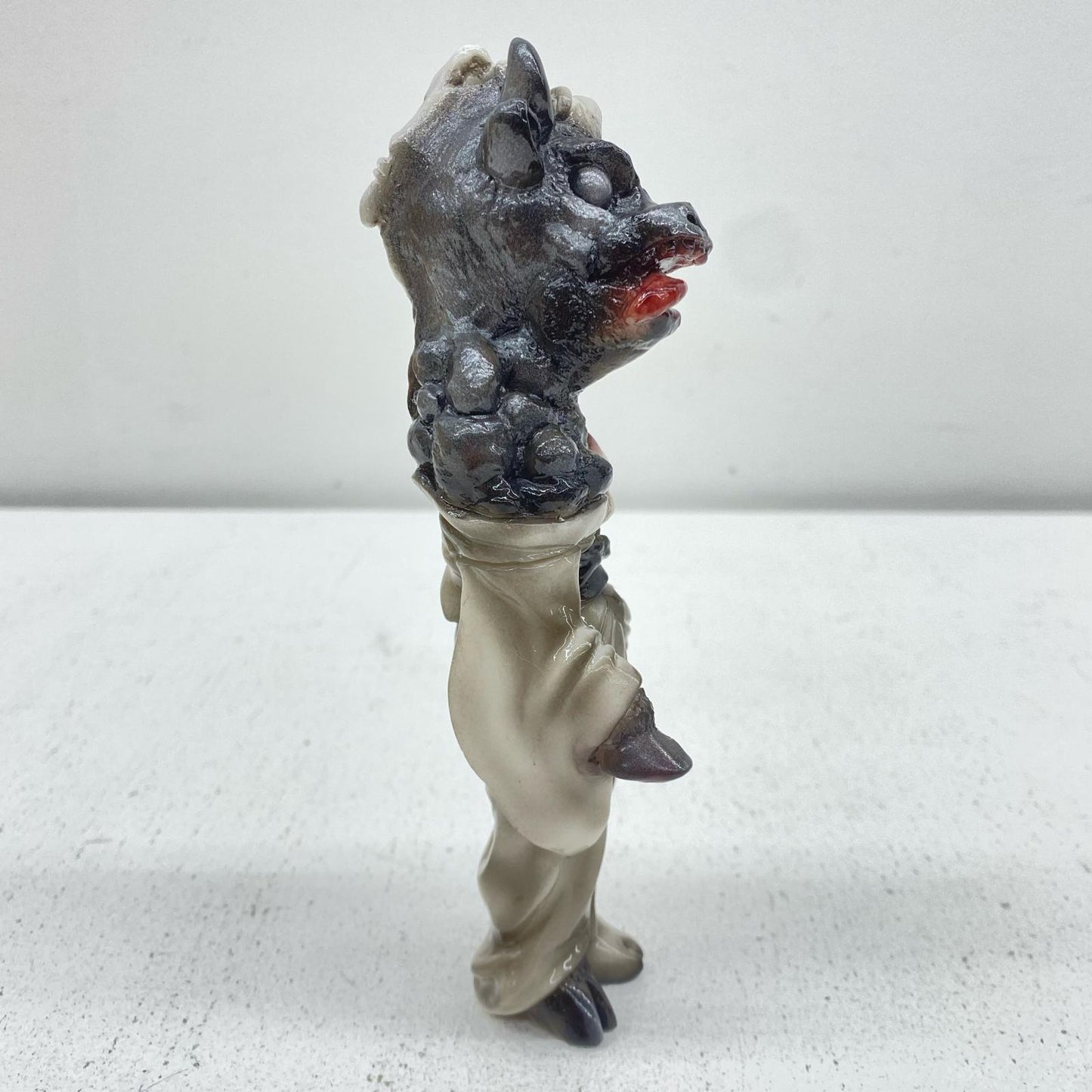 [Used] HIKARI TOYS Mononoke Shojo - Kudan (White Mold with Black/Silver/Red Paint) [Figure]