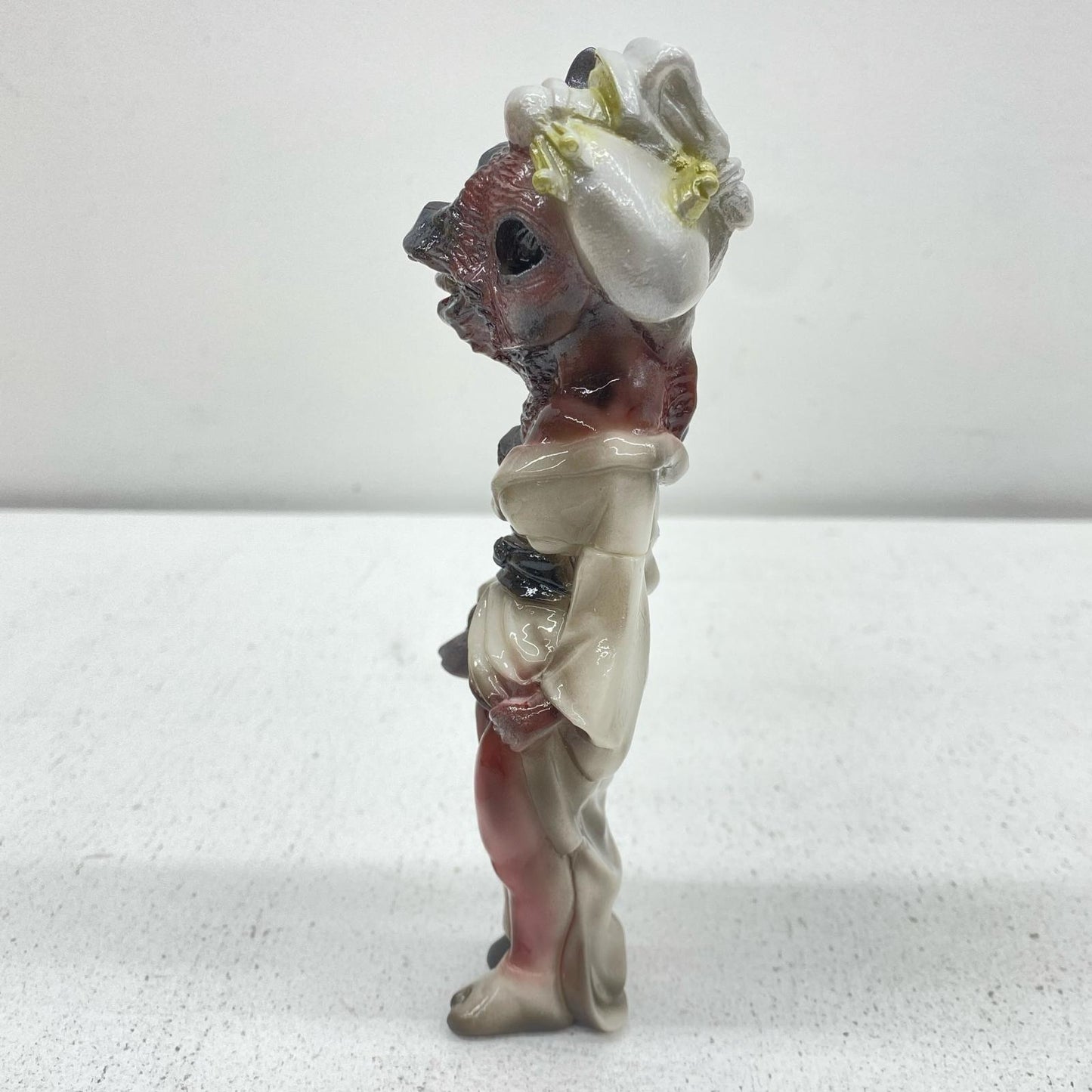 [Used] HIKARI TOYS Mononoke Shojo - Kudan (White Mold with Black/Silver/Red Paint) [Figure]