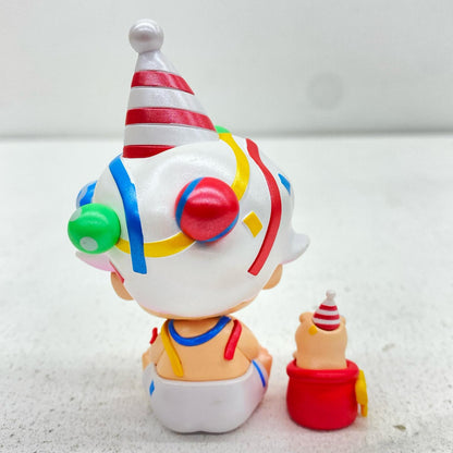 Party for Piggy: POP MART DIMOO Pet Vacation Series [Figure]