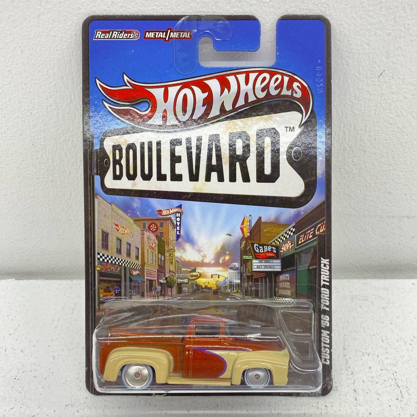 CUSTOM 56 FORD TRUCK Boulevard