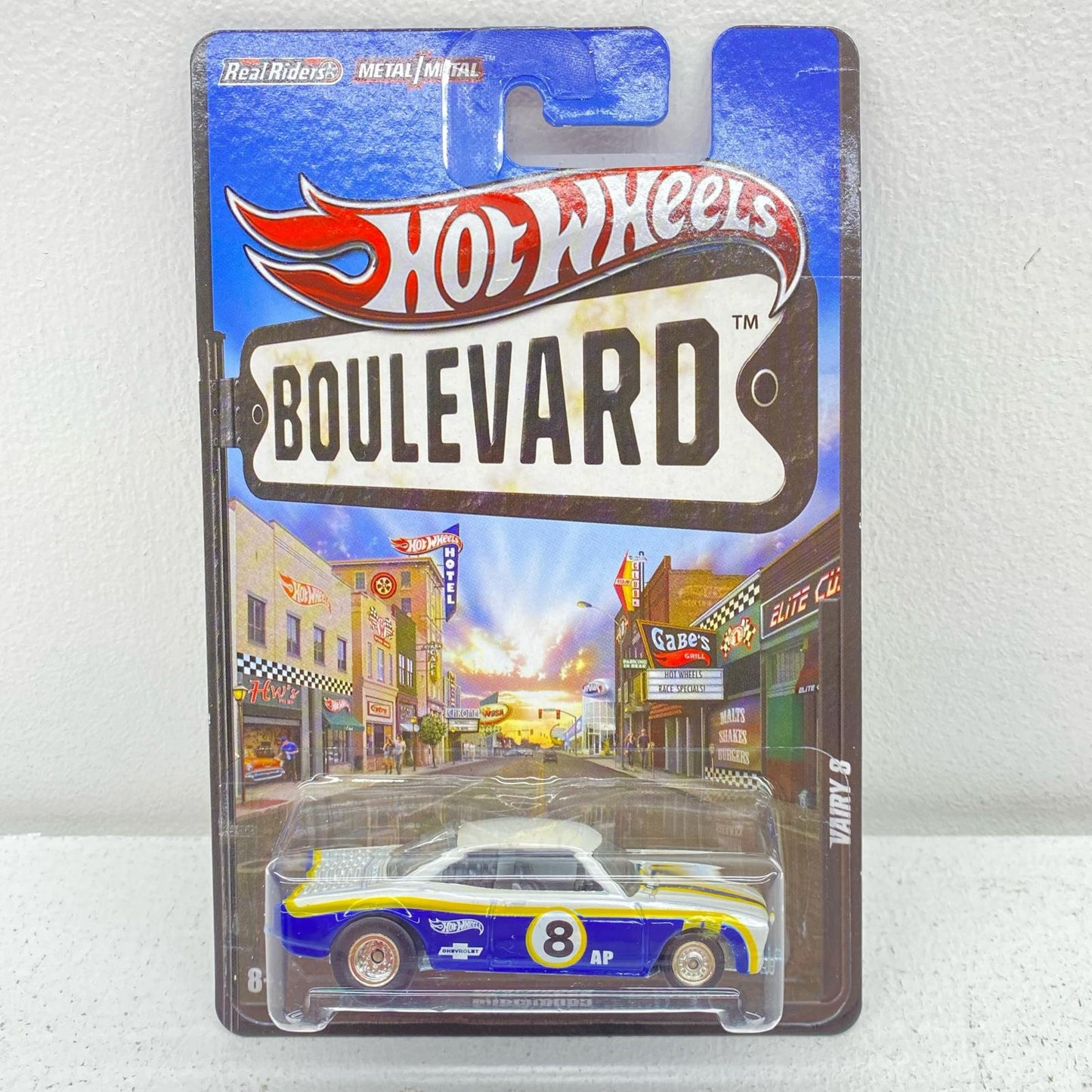 VAIRY 8 Boulevard
