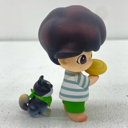 Frisbee Player "POPMART DIMOO Pet Vacation Series" [Figure]