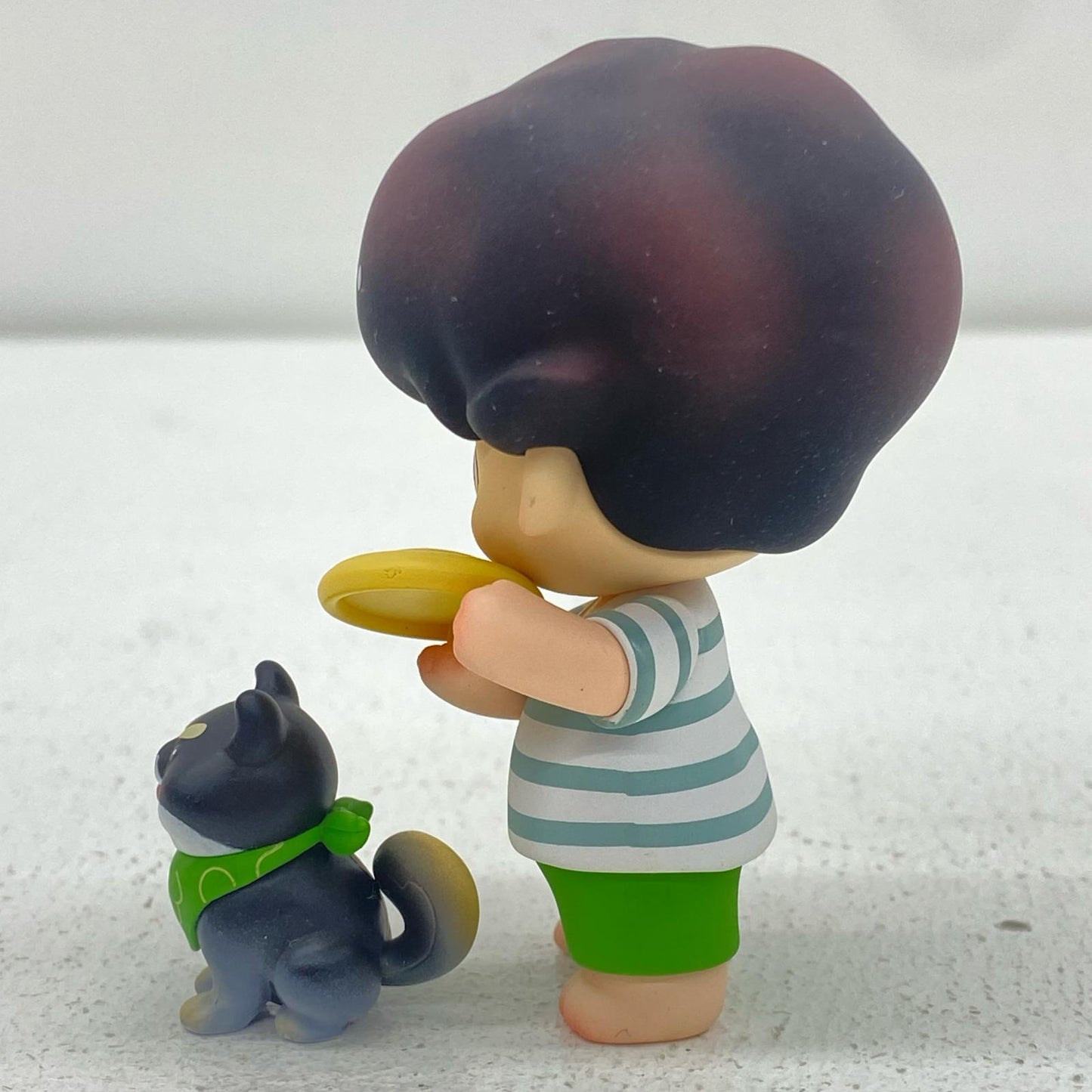 Frisbee Player "POPMART DIMOO Pet Vacation Series" [Figure]