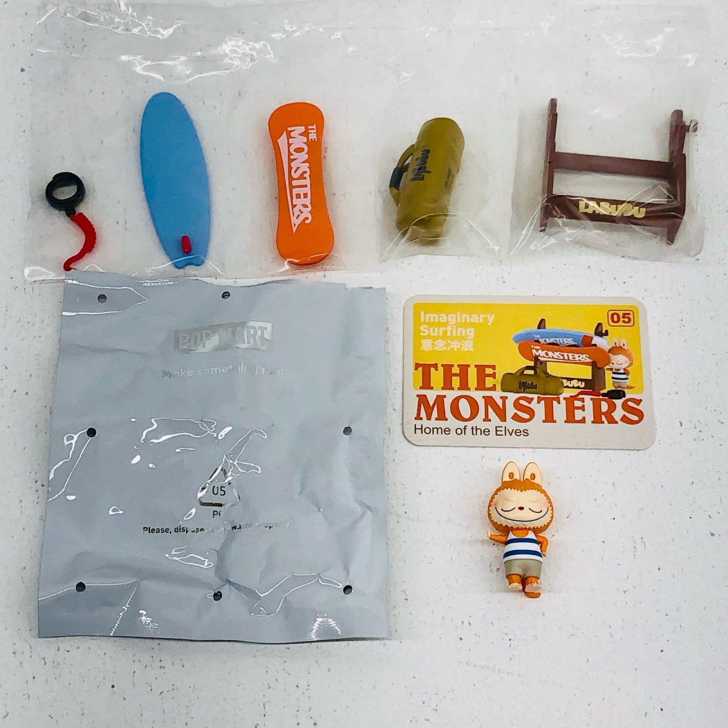 フィギュア Imaginary Surfing 「POPMART THE MONSTERS Home of the Elves シリーズ」 Imaginary Surfing Home of the Elves【フィギュア】【尾張小牧店】