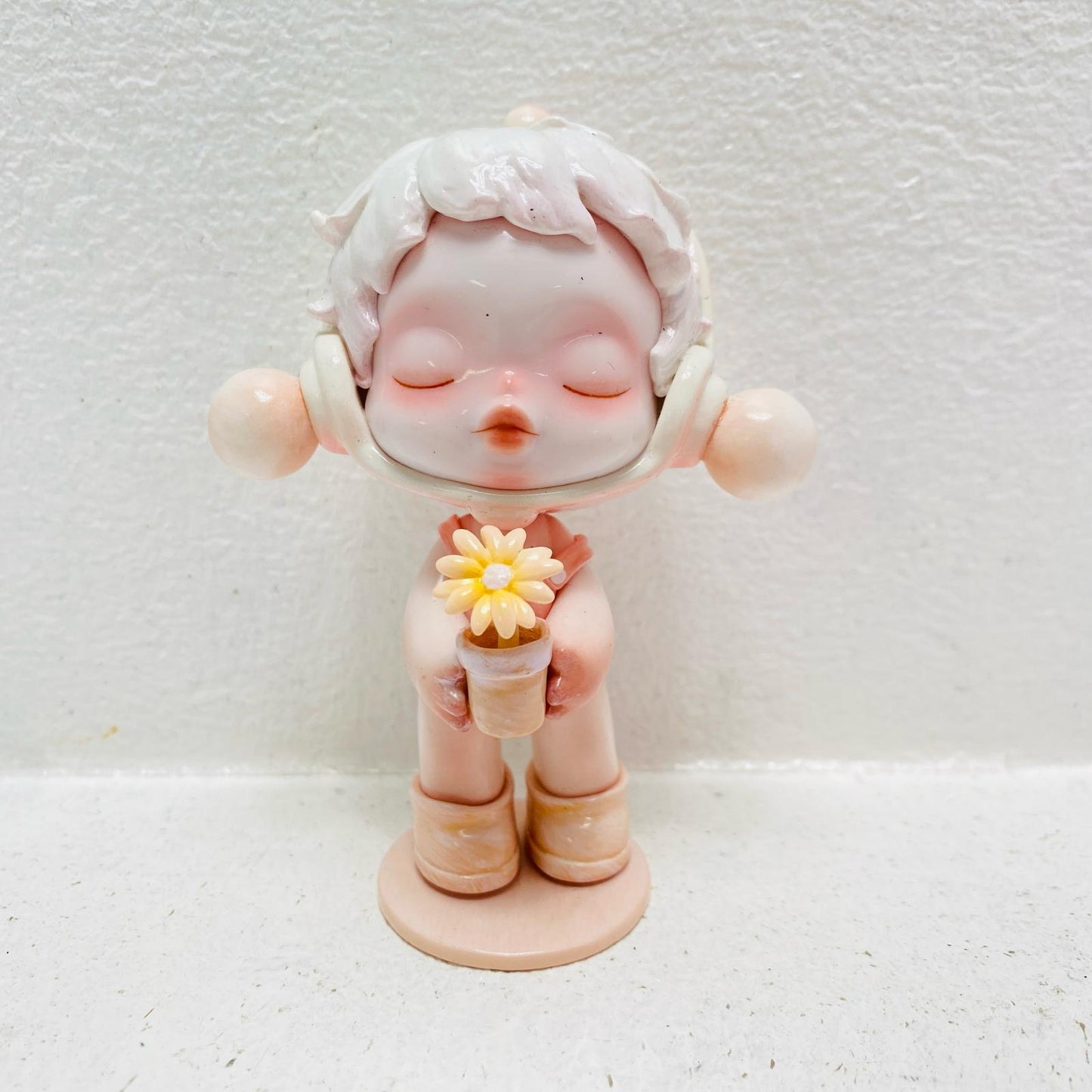 The Scent "POPMART SKULLPANDA The Warmth Series" [Figure]
