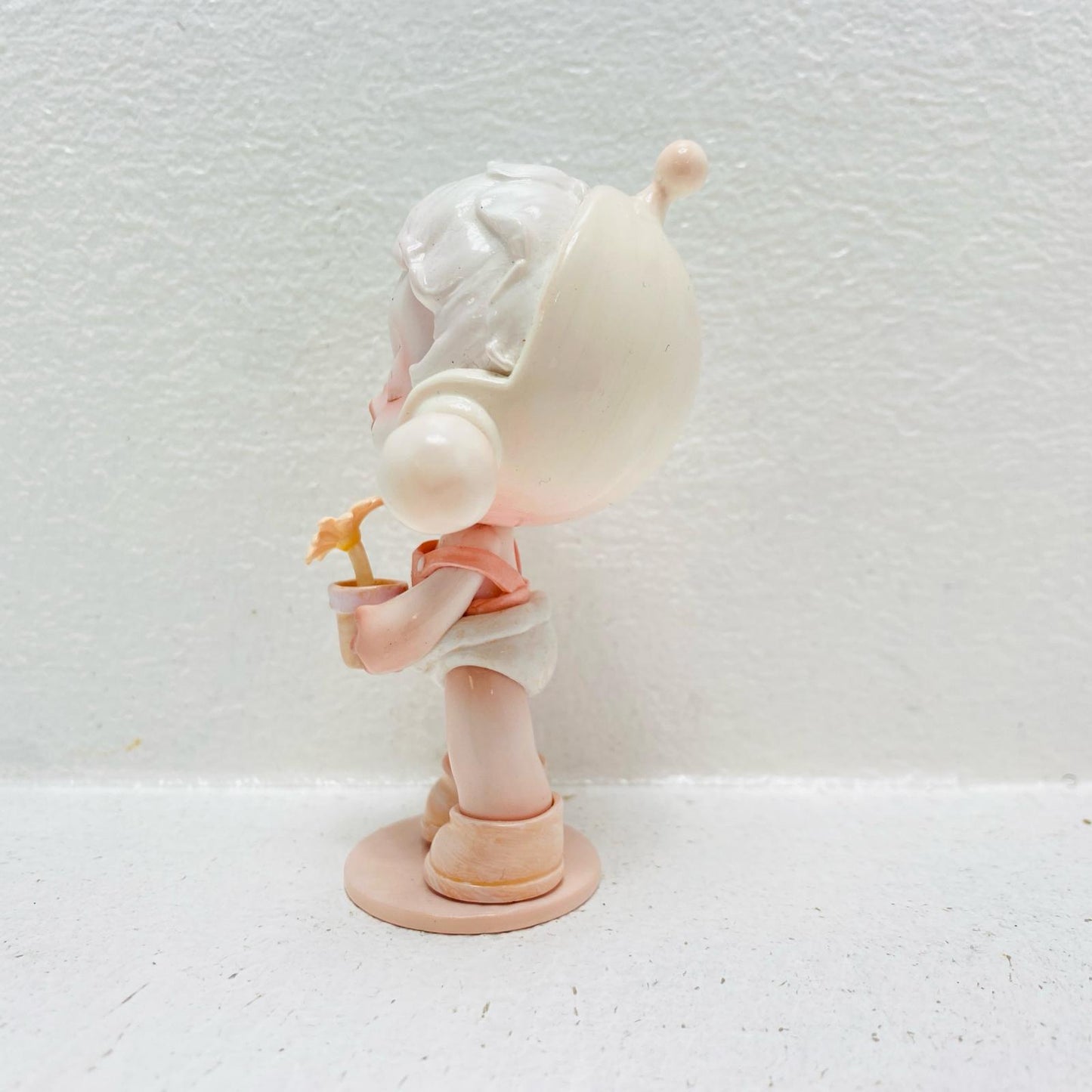 The Scent "POPMART SKULLPANDA The Warmth Series" [Figure]